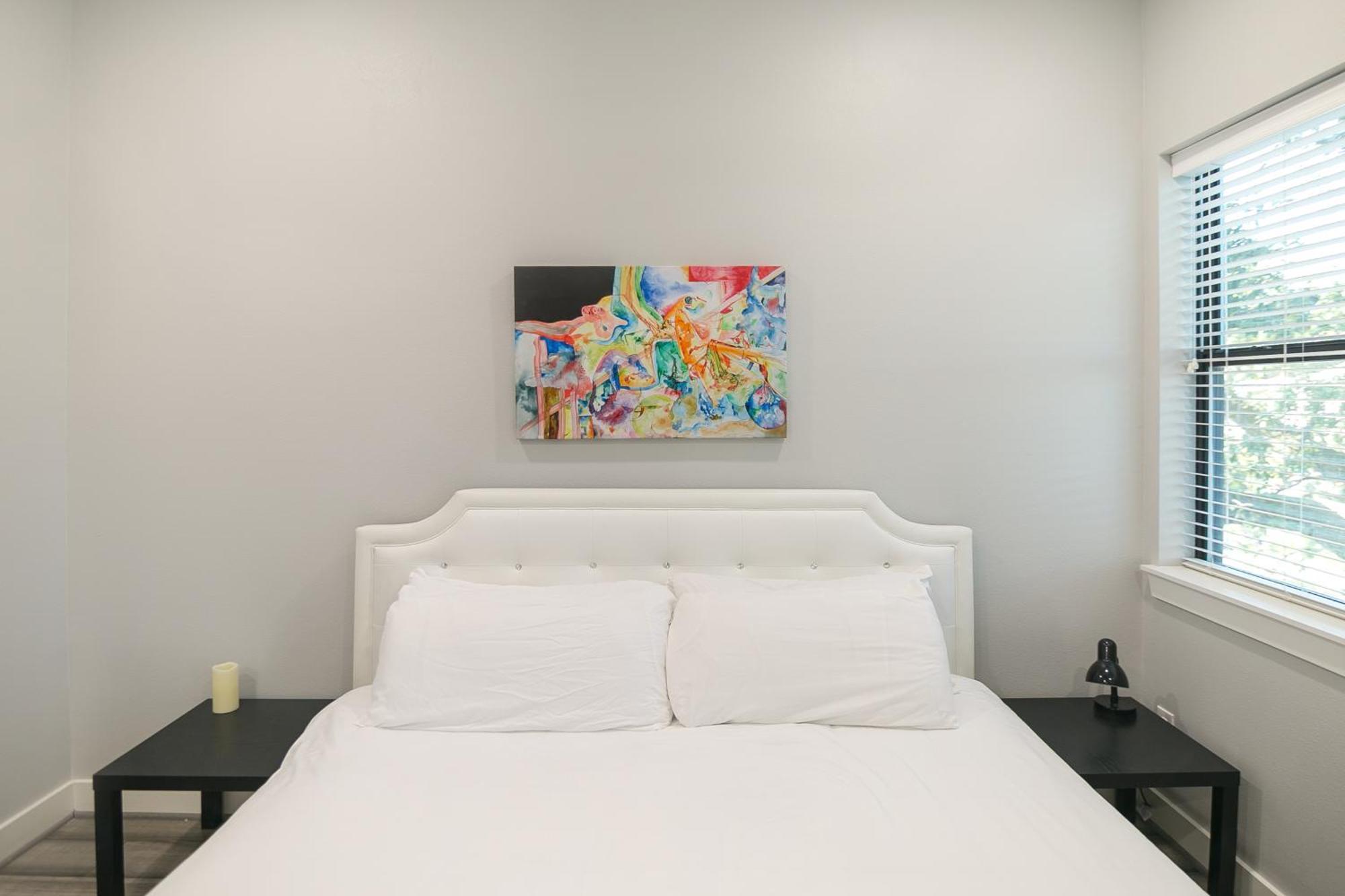 Montrose Guesthouse Suites By Dunyha Houston Exterior foto