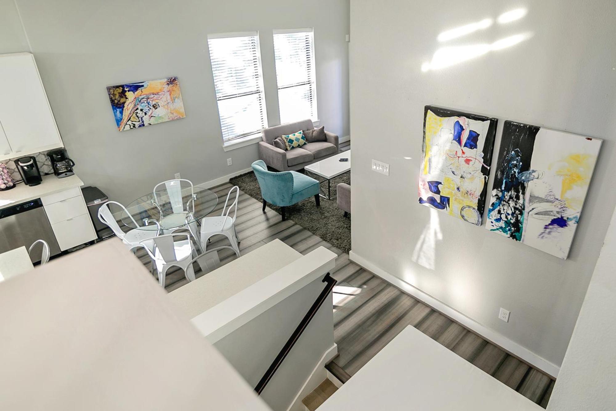 Montrose Guesthouse Suites By Dunyha Houston Exterior foto