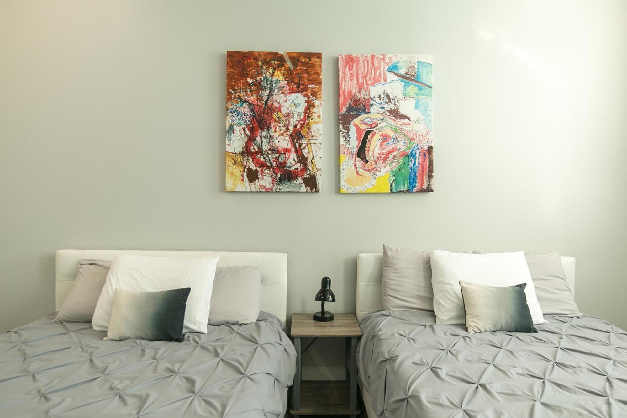 Montrose Guesthouse Suites By Dunyha Houston Exterior foto